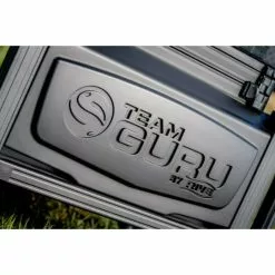 Aas en Voer Winkel -Aas en Voer Winkel guru st8 rive team box zitmand 20 black zitkisten 1